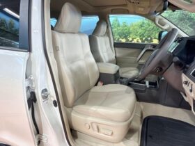 
									TOYOTA Land Cruiser Prado TX L Packet Matte Black Ed Pearl White 2023′ EBPQD full								