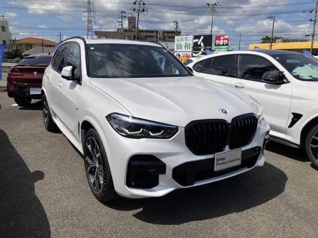 BMW X5 xDrive35d M Sport Air Suspension Pearl White 2023′ ECBZW