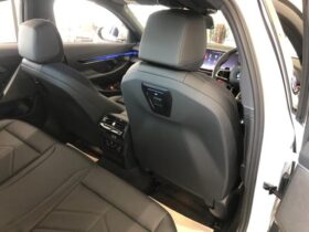 
									BMW 5 Series 523d xDrive M Sport Pearl White 2025′ EDMB5 full								