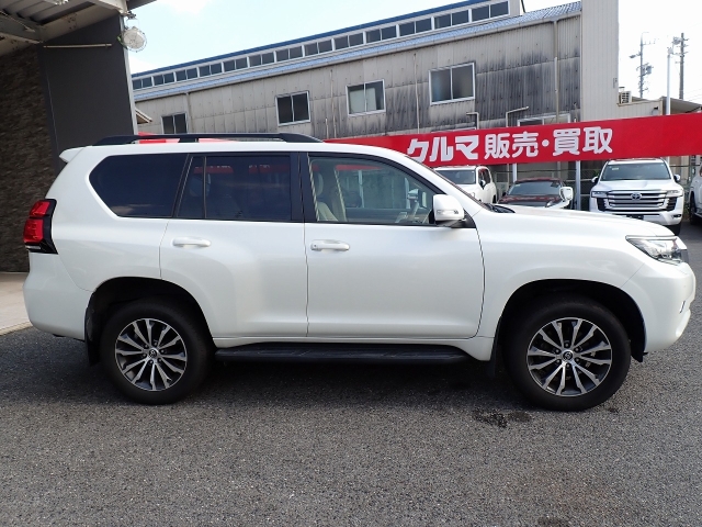 TOYOTA Land Cruiser Prado TX L Package Sunroof 7 Seater Pearl White 2021′ EDMH8