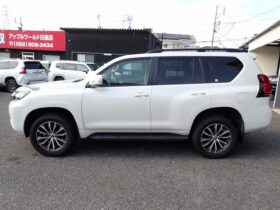 
									TOYOTA Land Cruiser Prado TX L Package Sunroof 7 Seater Pearl White 2021′ EDMH8 full								