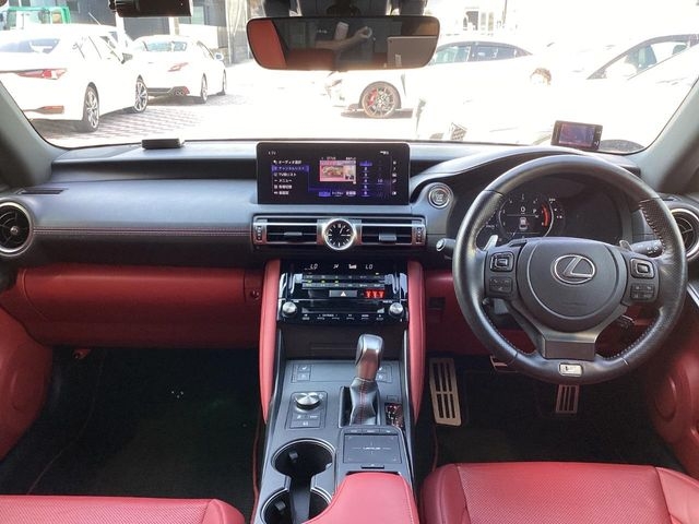 Lexus IS F Sport Mode Black Black 2020′ EDUK6