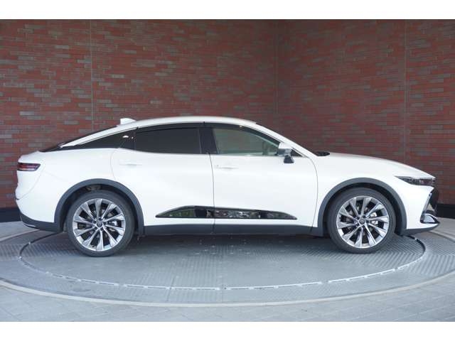 TOYOTA Crown CrossOver G Advanced Leather Package Pearl White 2023′ EDZL4