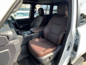 
									TOYOTA Land Cruiser Wagon ZX 4WD Pearl White 2024′ EEOYP full								
