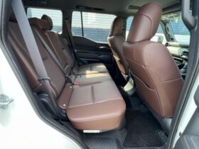 
									TOYOTA Land Cruiser Wagon ZX 4WD Pearl White 2024′ EEOYP full								
