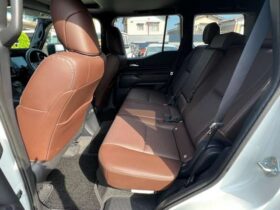 
									TOYOTA Land Cruiser Wagon ZX 4WD Pearl White 2024′ EEOYP full								