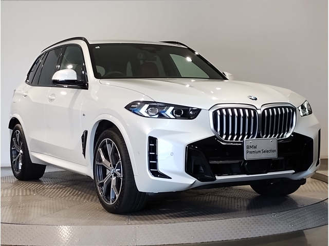 BMW X5 xDrive40d M Sport Pearl White 2024′ EFRG3