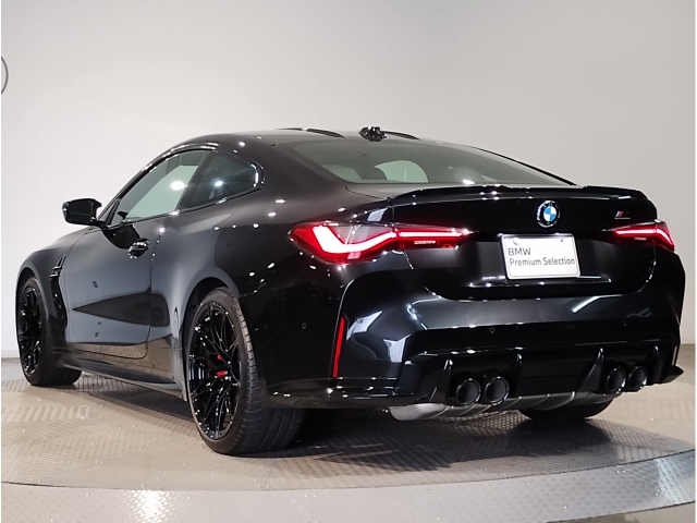 BMW M4 Competition M xDrive Black 2024′ EFRGA