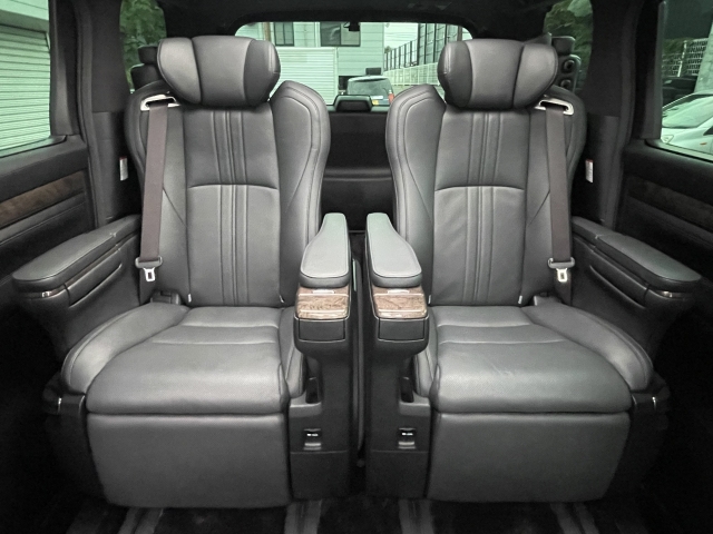 TOYOTA Alphard Executive Lounge S Black 2021′ EFRH7