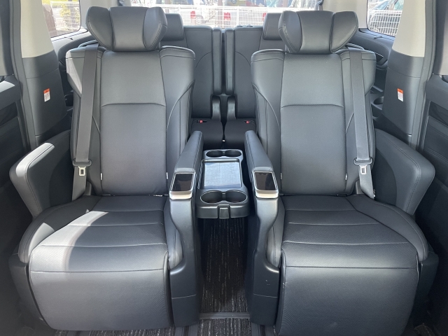 TOYOTA Alphard S C Package Black 2022′ EFRHK
