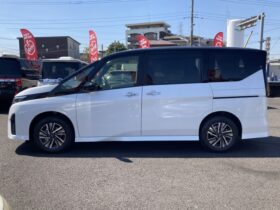 
									NISSAN Serena e-4ORCE Highway Star V Pearl White/Black 2025′ EFRJ9 full								