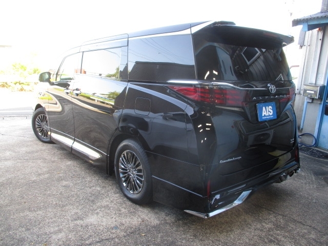 TOYOTA Alphard Executive Lounge Black 2024′ EFRJL