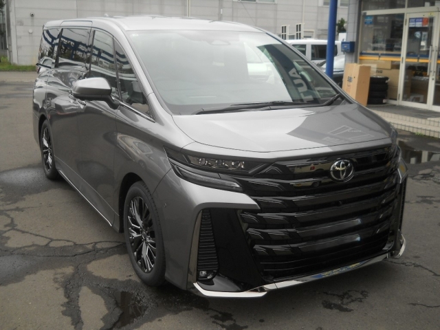 TOYOTA Vellfire Z Premier Gray 2025′ EFRKF