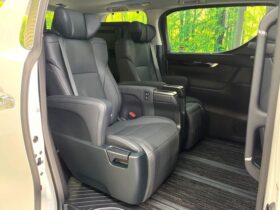 
									TOYOTA Alphard S C Package Pearl White 2023′ EFZGI full								