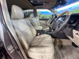
									TOYOTA Land Cruiser Prado TX L Packet Matte Black Ed Gray 2022′ EFZH1 full								