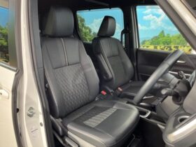 
									TOYOTA Noah S-Z Pearl White 2023′ EFZJ0 full								