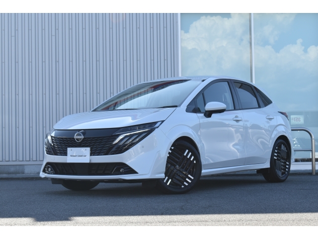 NISSAN AURA G Leather Edition Pearl White 2024′ EG0KZ