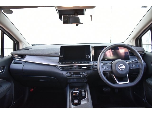 NISSAN AURA G Leather Edition Pearl White 2024′ EG0KZ