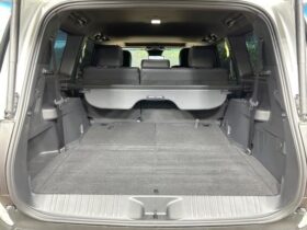 
									TOYOTA Land Cruiser Wagon VX Pearl White 2024′ EG16D full								