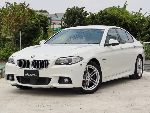 BMW 5 Series 523d M Sport White 2015′ EHWM7