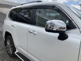 
									TOYOTA Land Cruiser Wagon ZX Pearl White 2024′ EHWNI full								