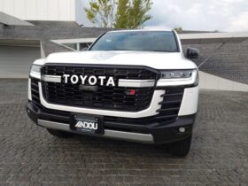 
									TOYOTA Land Cruiser Wagon GR Sport Pearl White 2025′ EHWNJ full								
