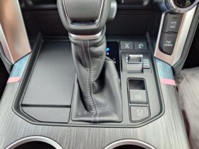 
									TOYOTA Land Cruiser Wagon GR Sport Pearl White 2025′ EHWNJ full								