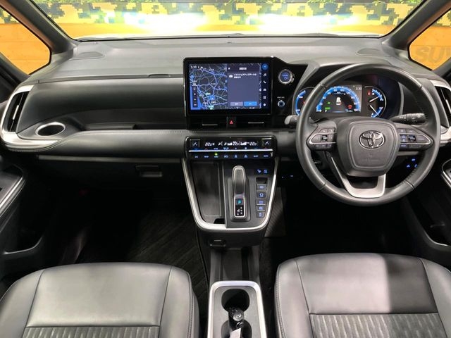 TOYOTA Noah S-Z Pearl White 2023′ EI4CW