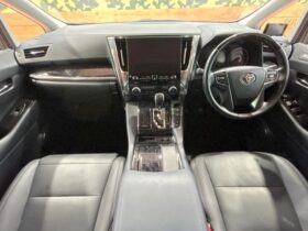 
									TOYOTA Alphard S C Package Pearl White 2022′ EI4HB full								
