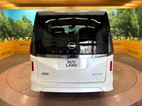 
									NISSAN Serena e-POWER Highway Star V Pearl White 2024′ EI4IS full								