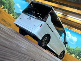 
									NISSAN Serena e-POWER Highway Star V Pearl White 2024′ EI4IS full								