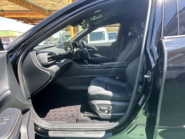 TOYOTA Crown CrossOver G Advanced Leather Package Black 2023′ EI5M6