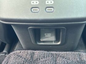 
									TOYOTA Crown CrossOver G Leather Package Red 2023′ EI5MB full								