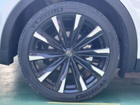 
									TOYOTA Crown CrossOver RS Advanced Pearl White 2023′ EI5NC full								