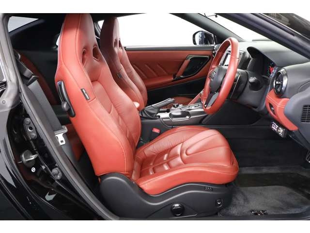 NISSAN GT-R Premium Edition Black 2017′ EI5TX