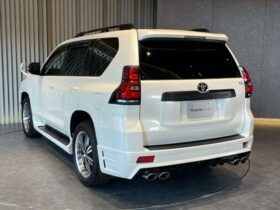 
									TOYOTA Land Cruiser Prado TX L Packet Matte Black Ed Pearl White 2022′ EI65F full								