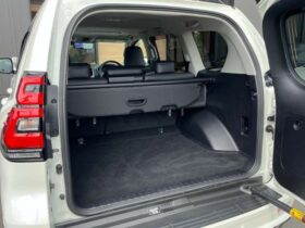 
									TOYOTA Land Cruiser Prado TX L Packet Matte Black Ed Pearl White 2022′ EI65F full								