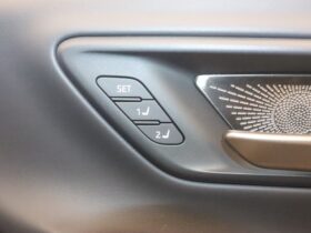
									TOYOTA Crown Sport RS Gray/Black 2024′ EK1RE full								