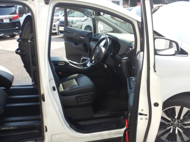 TOYOTA Alphard S C Package Pearl White 2023′ EK1WC