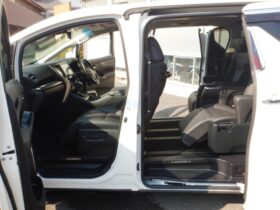 
									TOYOTA Alphard S C Package Pearl White 2023′ EK1WC full								