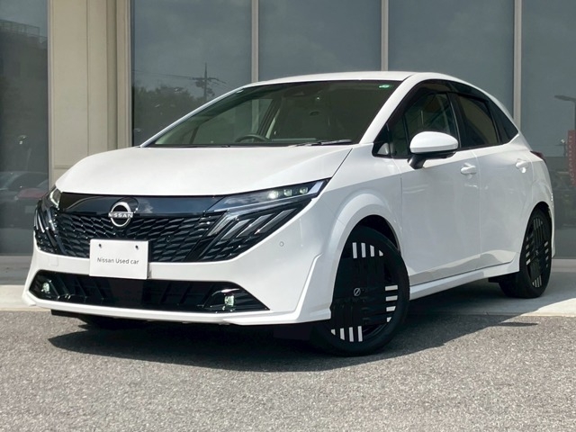 NISSAN AURA G FOUR Leather Edition Pearl White 2024′ EK9KA