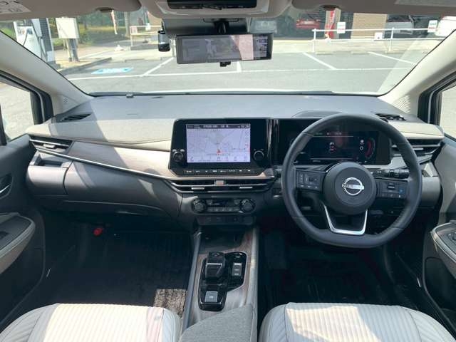 NISSAN AURA G FOUR Leather Edition Pearl White 2024′ EK9KA