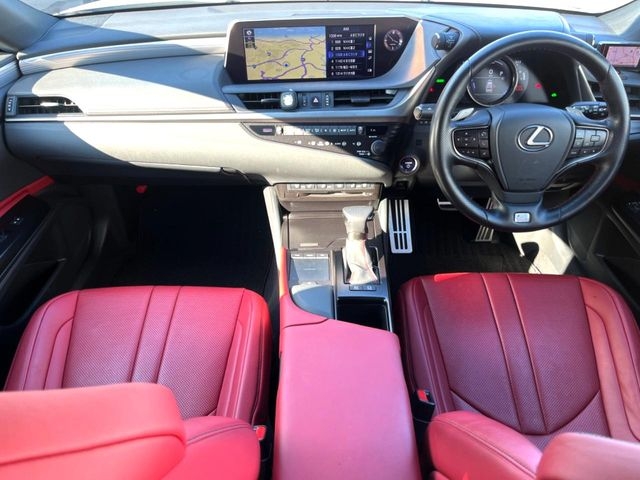 Lexus ES F Sport Pearl White 2020′ EK9NR