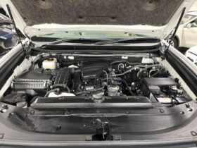 
									TOYOTA Land Cruiser Prado TX L Packet Matte Black Ed Pearl White 2023′ EK9OG full								
