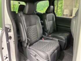 
									TOYOTA Voxy S-Z Pearl White 2024′ EK9ZO full								