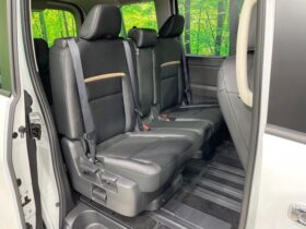 
									NISSAN Serena e-POWER Highway Star V Pearl White 2024′ EKA2D full								