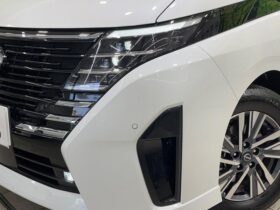 
									NISSAN Serena e-POWER Highway Star V Pearl White 2024′ EKA2D full								