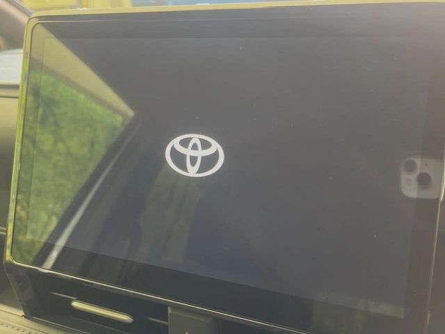 TOYOTA Voxy S-Z Pearl White 2025′ EKA36