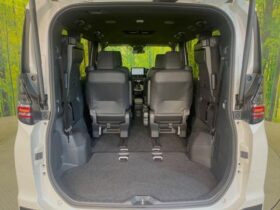 
									TOYOTA Voxy S-Z Pearl White 2025′ EKA36 full								