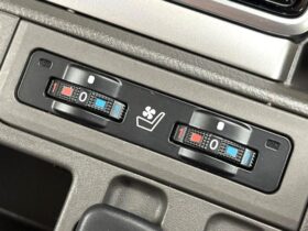 
									TOYOTA Land Cruiser Prado TX L Packet Matte Black Ed Pearl White 2023′ EKAKC full								